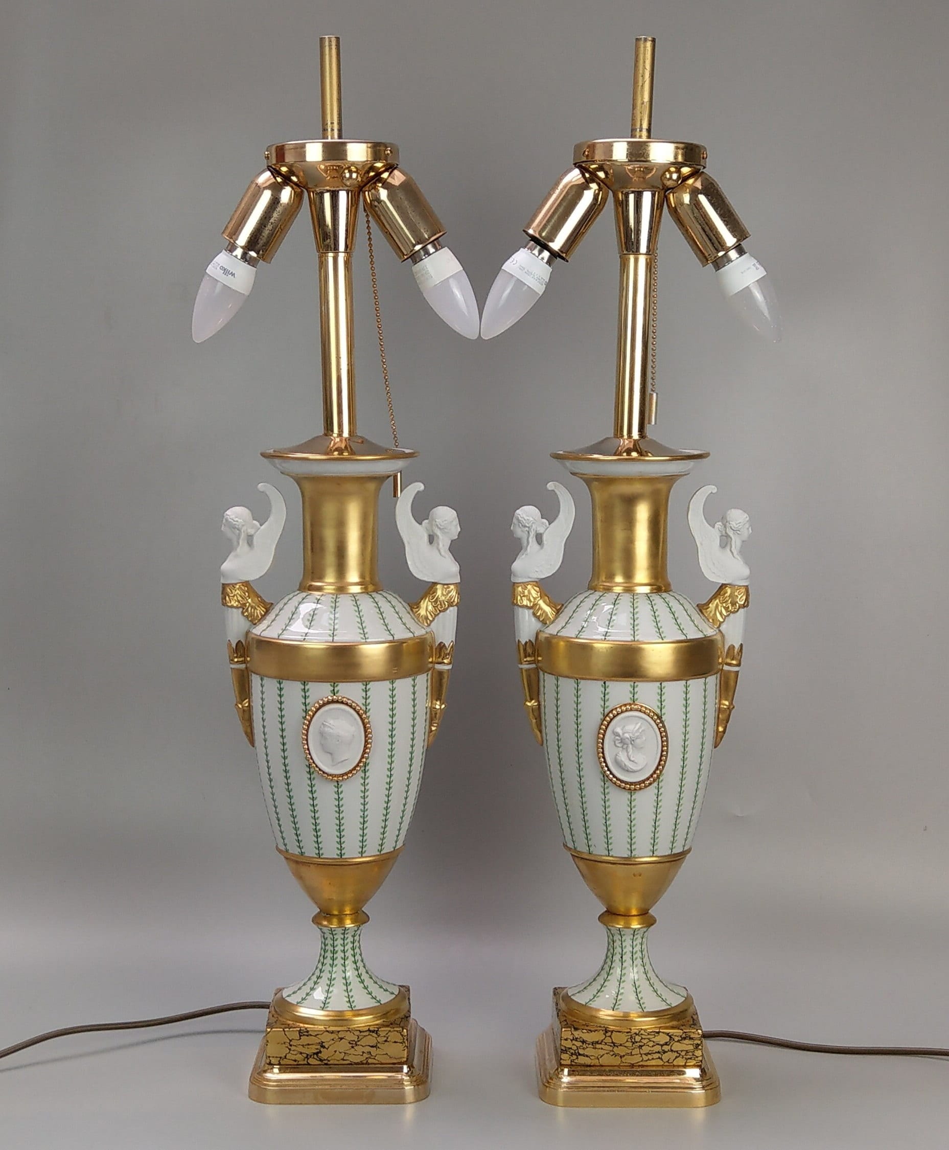 Large Urn lamps Italy made by Giulia Mangani c1970